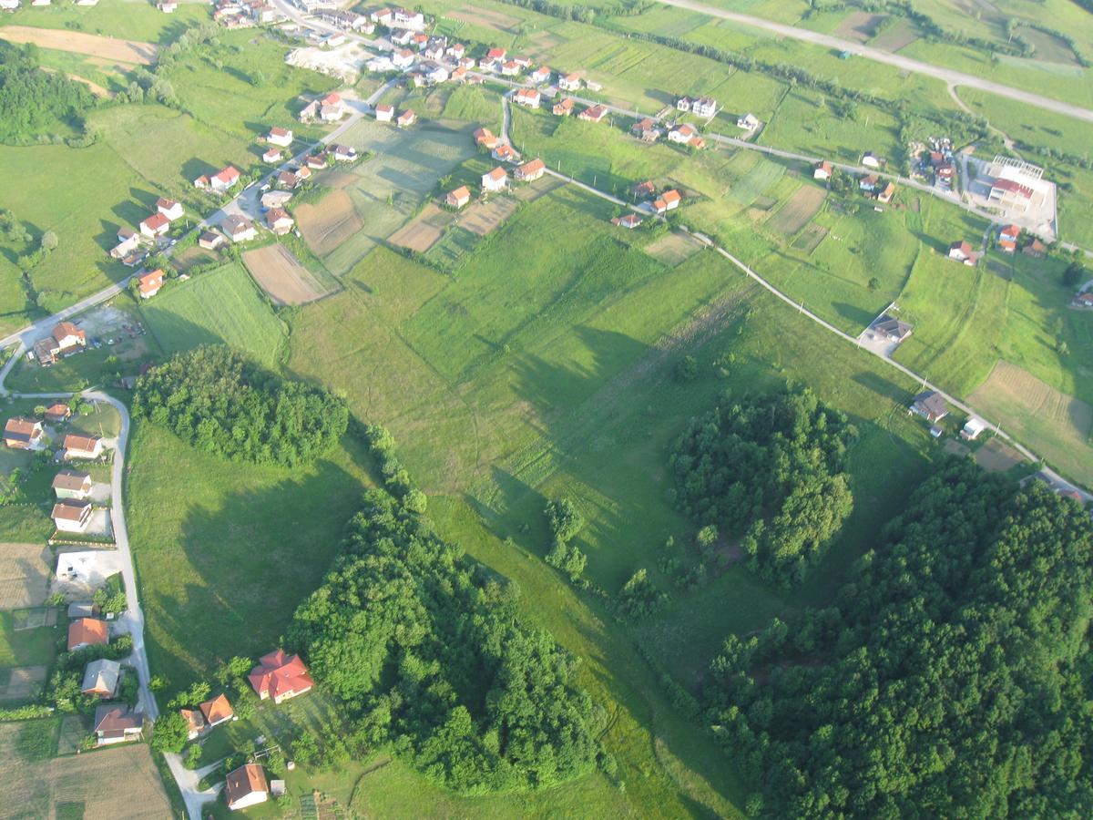 Motel "Kula" Cazin Eksteriør bilde